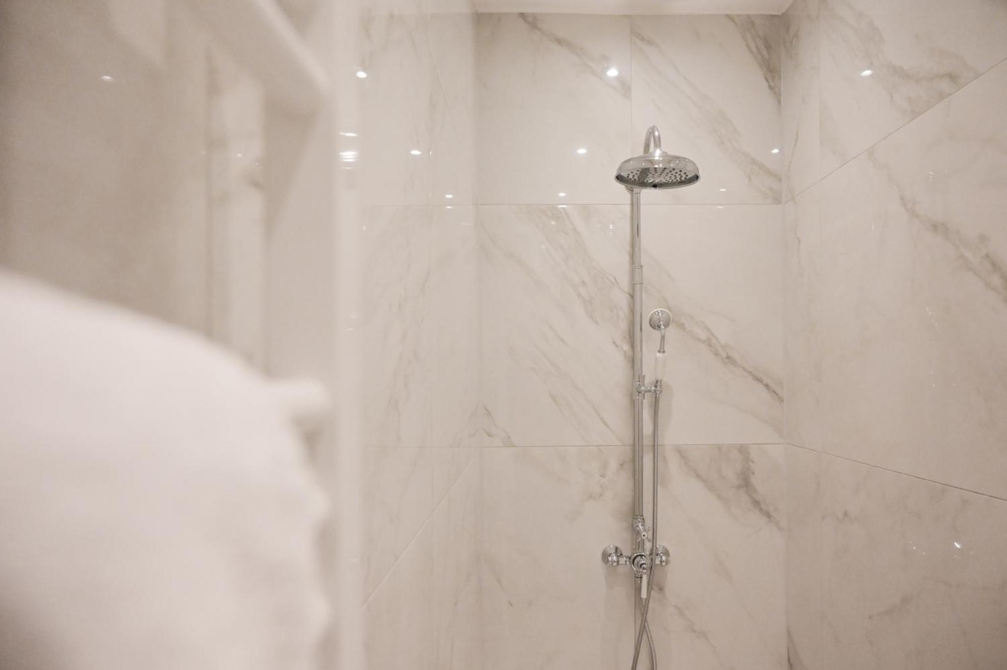 Villa Gutenberg Le Grand ---Free Parking--- Клагенфурт Екстериор снимка